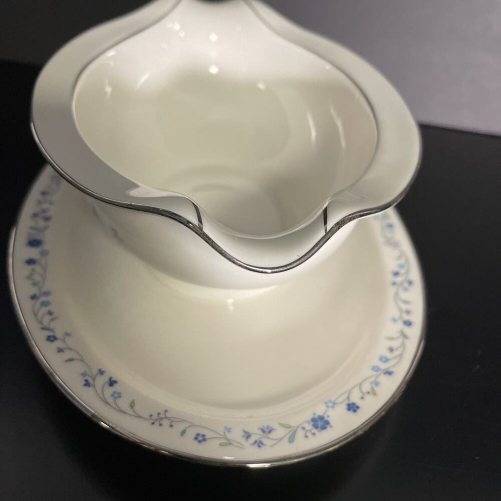 Noritake China SERENE GARDEN 7164 GRAVY BOAT with ATTACHED UNDERPLATE Japan - Picture 4 of 12